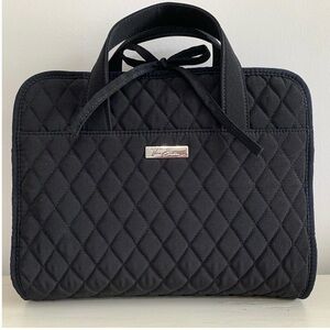 Vera Bradley Quilted Hanging Travel Organizer
